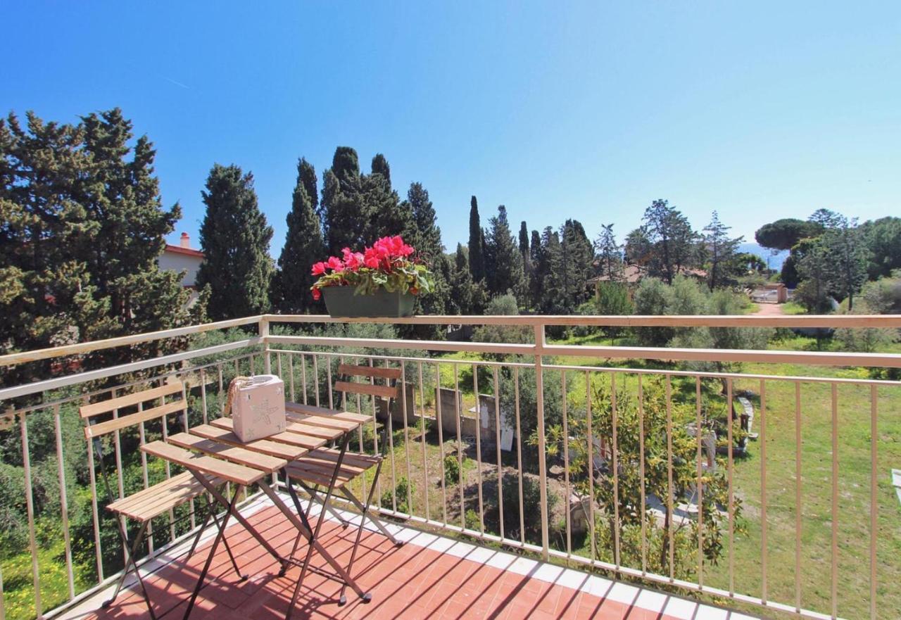 Villa Giardino Sant'Andrea  Esterno foto